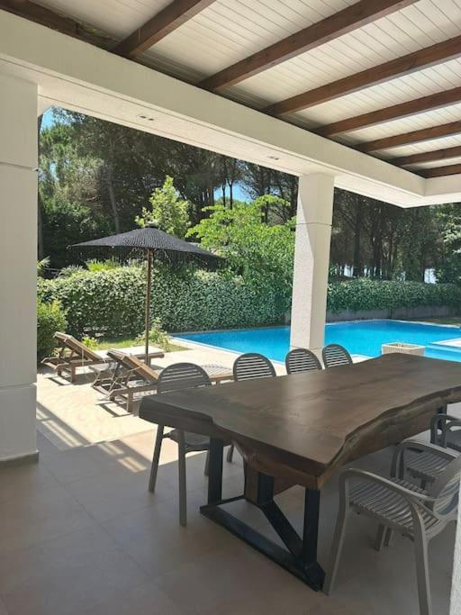 Вилла Beachfront With Private Pool By Monika Experiences *